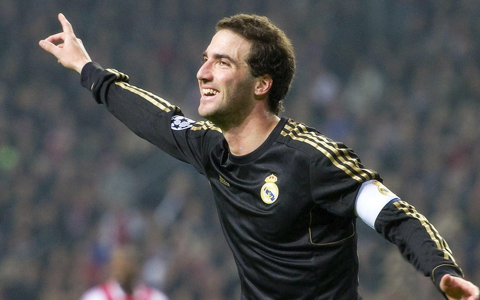 彭啸豪言胜利实至名归，金靴悬念留待决赛揭晓